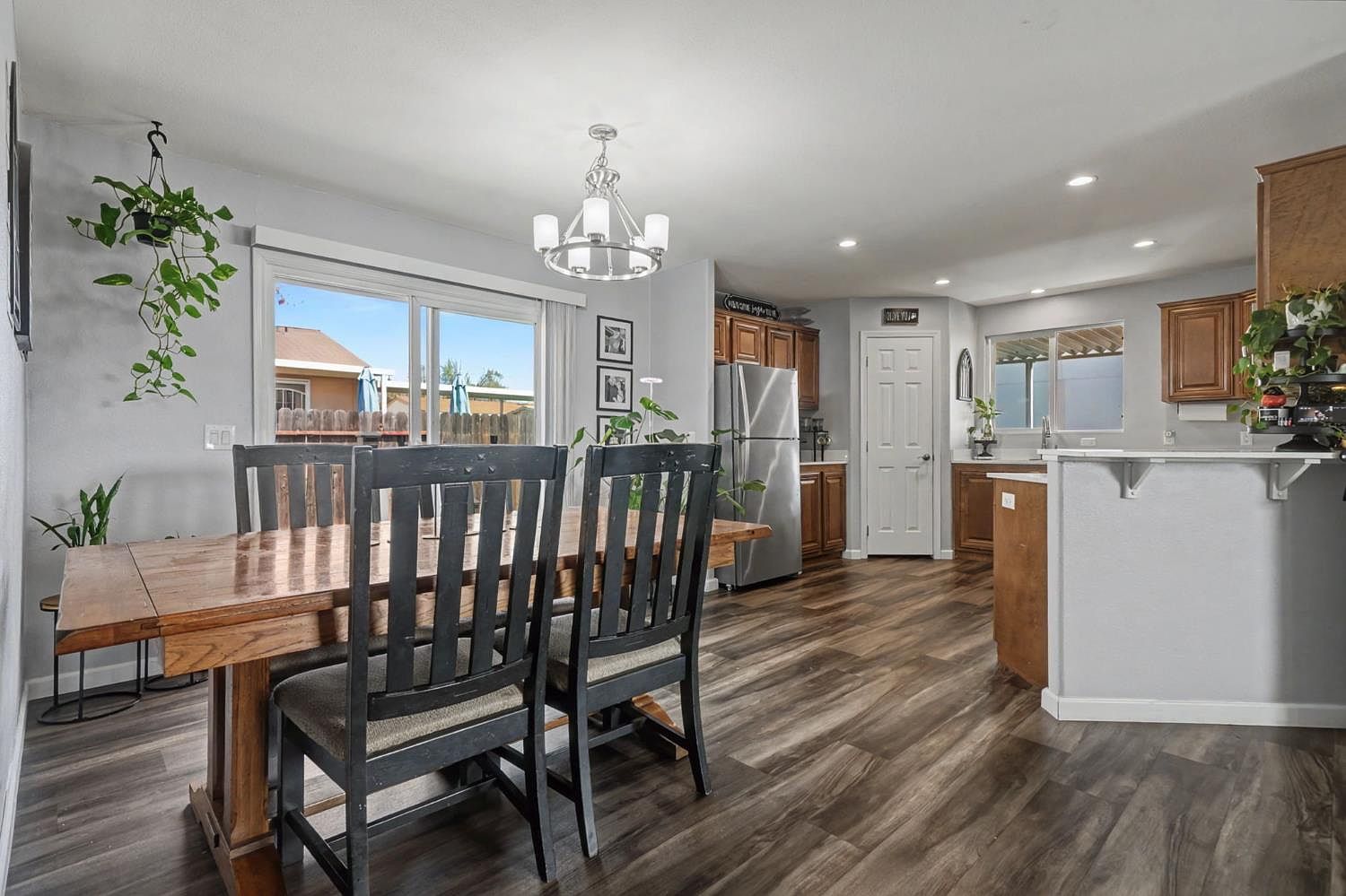 1400 W Marlette St #34