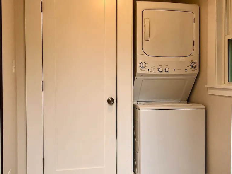 85 Pine St #1 — Photo 4