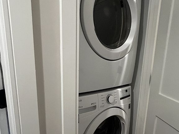 5th image of 51 Englewood Ave #6