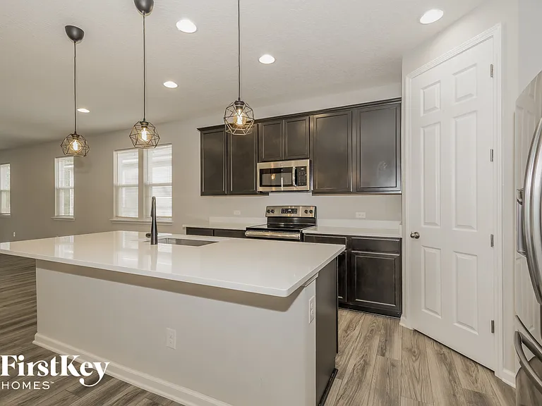 11010 Chitwood Dr — Photo 6