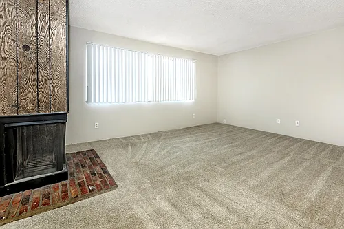 Shannon Hills Photo 1