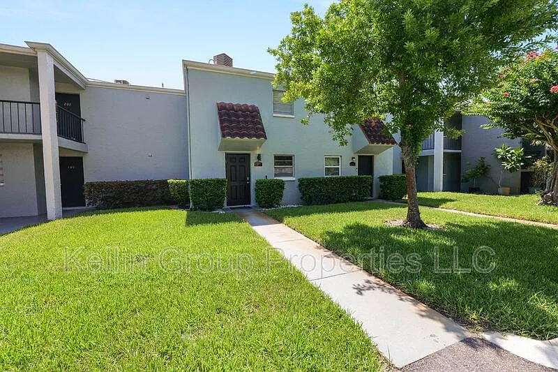 2 bed, 1.5 bath, 1088 sqft, $1,575 — Photo 4