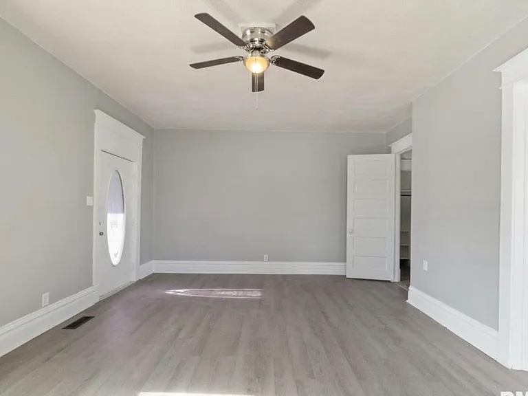 814 E High St #814 — Photo 5