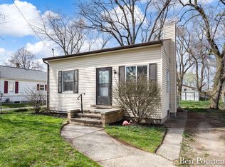 231 Floyd St SW, Wyoming, MI 49548