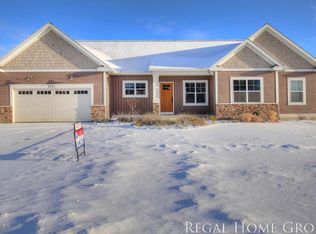 1741 Bristol Ridge Dr NW, Grand Rapids, MI 49544