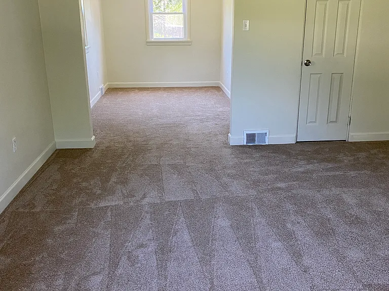 619 Robbins Station Rd — Photo 5