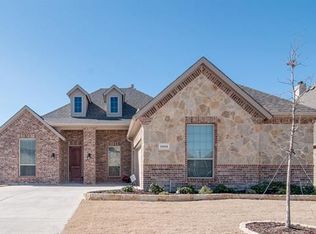 7111 Parkwood Dr, Sachse, TX 75048