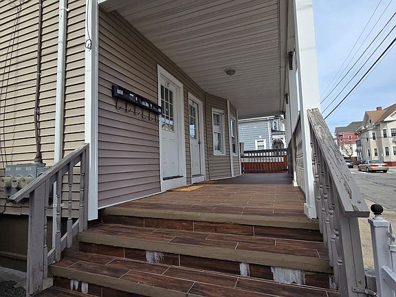 2nd image of 115 Sorrento St Floor 2