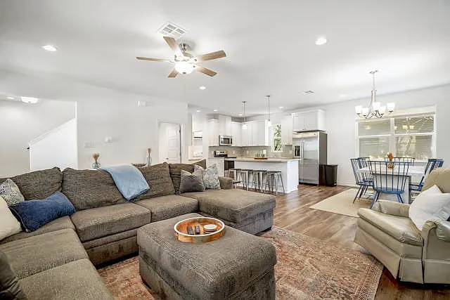 660 Mockingbird Dr — Photo 9
