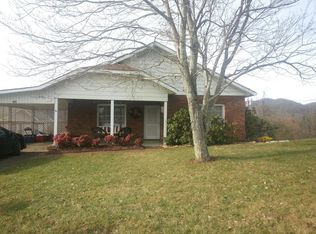 309 N Main St, Mars Hill, NC 28754