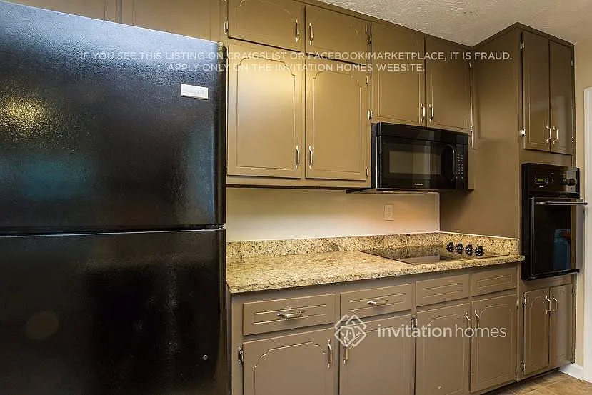 3195 Sharon Cir Cumming, GA 30041 — Photo 3