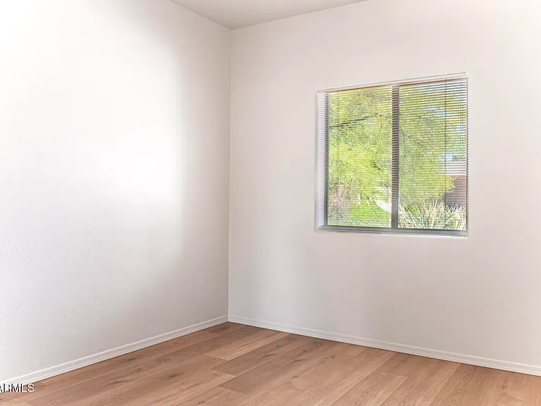 4410 E Diablo Dr — Photo 14