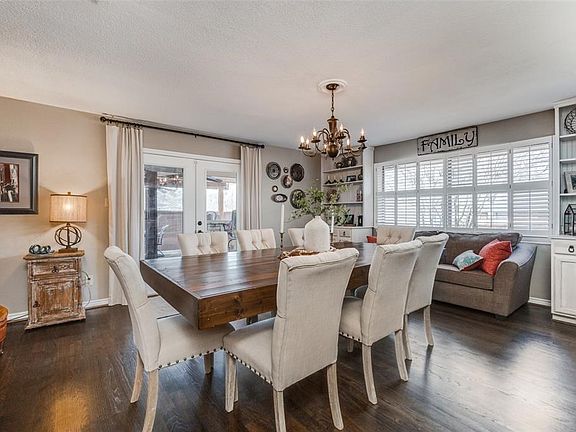 3rd image of 504 Shoreview Dr