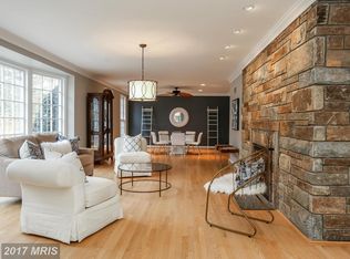8600 Nutmeg Ct, Potomac, MD 20854