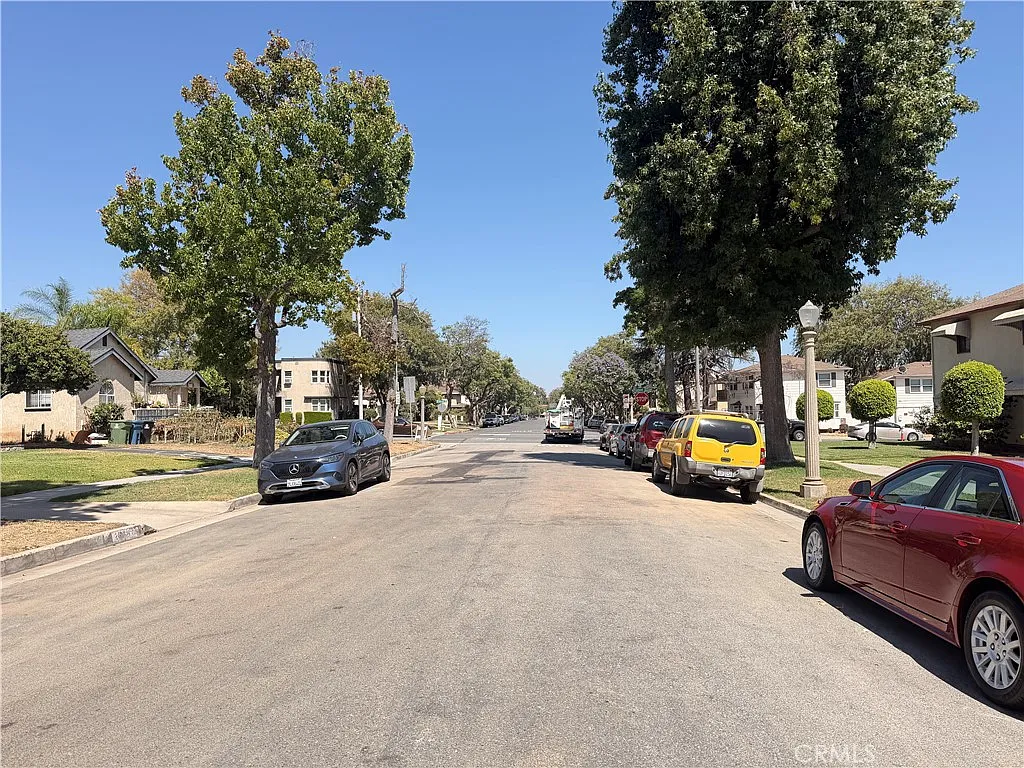 3 bed, 2.5 bath, 1514 sqft, $3,390 — Photo 4