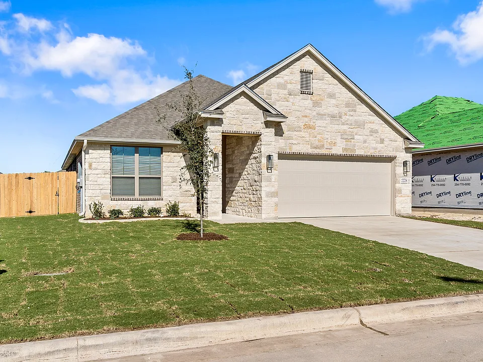 7228 Caladium Dr