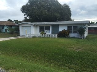 913 Acadia Rd, Venice, FL 34293