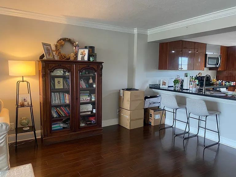 9 Royal Palm Way #403 — Photo 4
