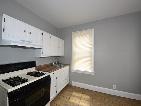 3rd image of 3620 S Wolcott Ave #1R