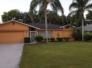 9906 Country Oaks Dr, Fort Myers, FL 33967