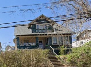 27 Dunkard Ave, Westover, WV 26501