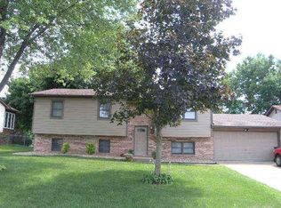 524 Wilson Dr, Columbia, IL 62236