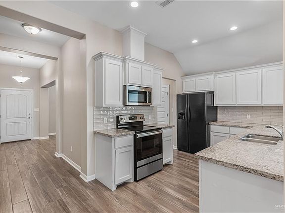 5th image of 5512 River Rd