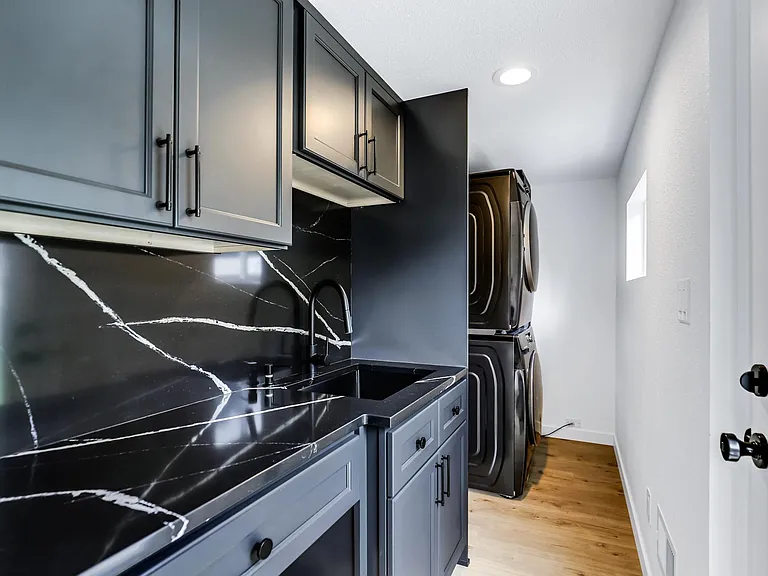 1006 N 6th St — Photo 11