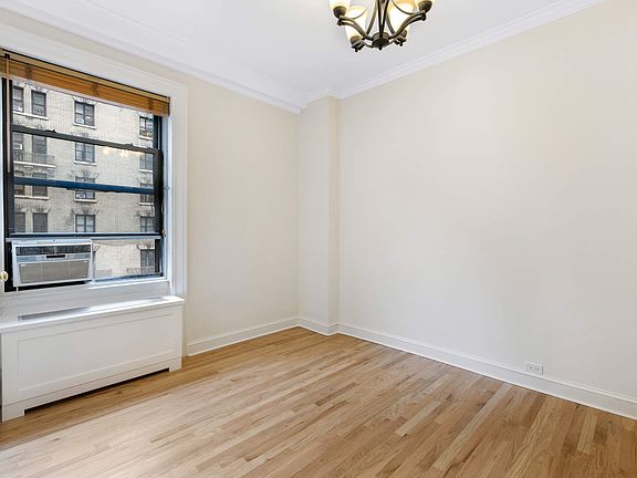 5th image of 510 W 110th St APT 5D