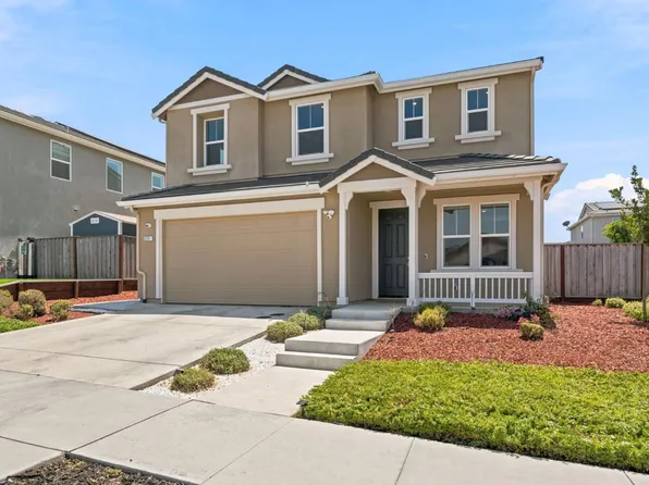 2051 Camden St, Hollister, CA 95023