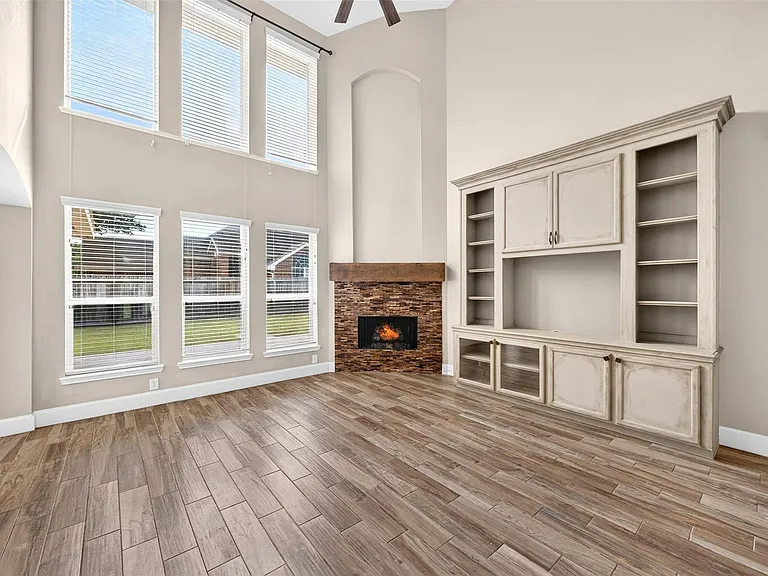 7603 Kenmark Ct — Photo 13