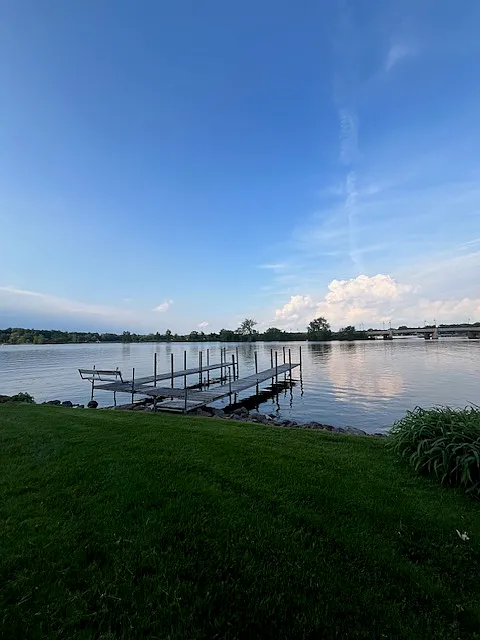 Gorgeous 3 BR 3000 Sq Ft House on Lake Minnetonka — Photo 2
