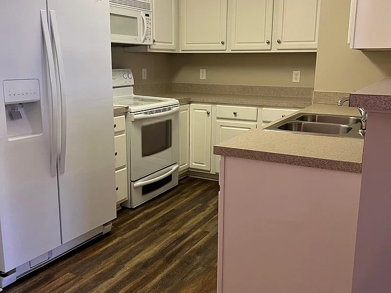 3479 Forestdale Dr #1C — Photo 11