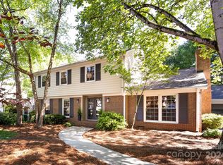 5825 Portburn Rd, Charlotte, NC 28211