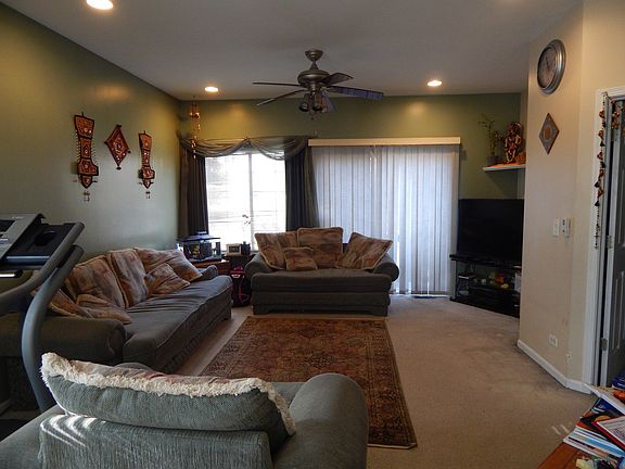 3rd image of 231 Monarch Dr Unit 26S