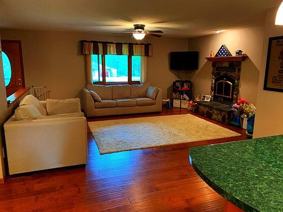 5th image of 2079 Margaret Dr