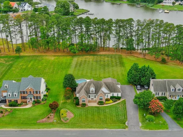 104 Port Ct, Grasonville, MD 21638