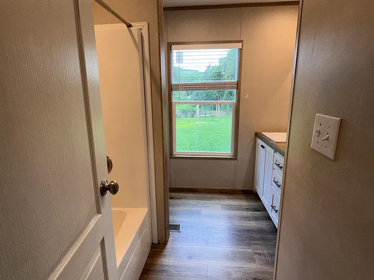 27 Dew Drop Rd — Photo 14