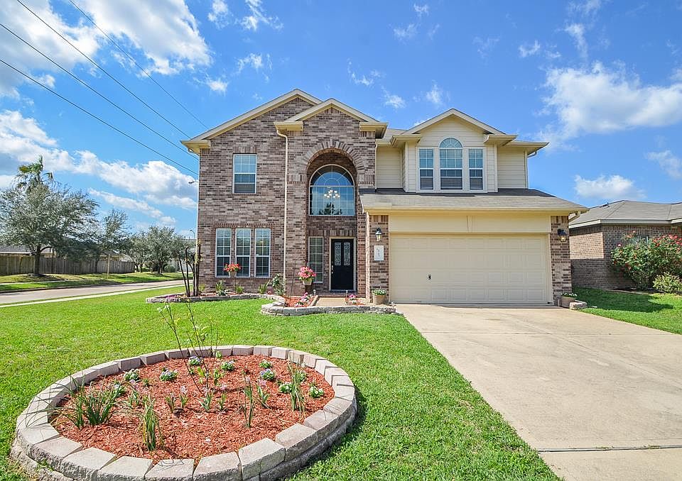 1st image of 6703 Enchanted Crest Dr