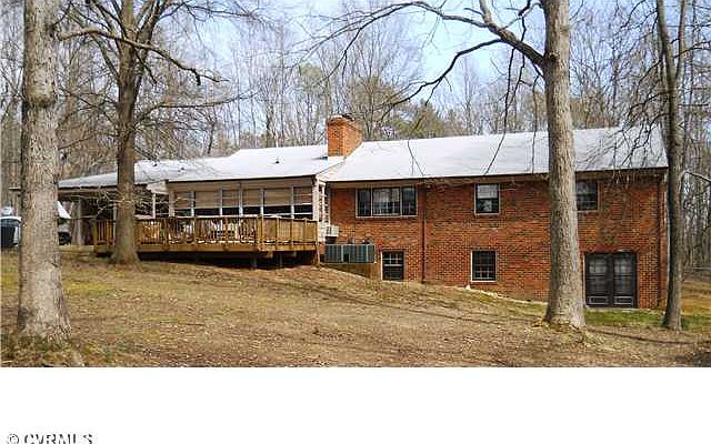 2nd image of 2410 Hancroft Dr