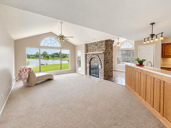 5th image of 11422 Audrain Rd #9907