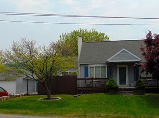 710 E Lynnwood St, Allentown, PA 18103