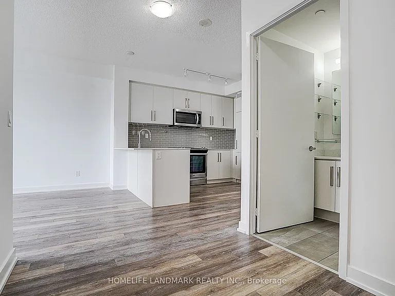 5180 Yonge St #2002 — Photo 19