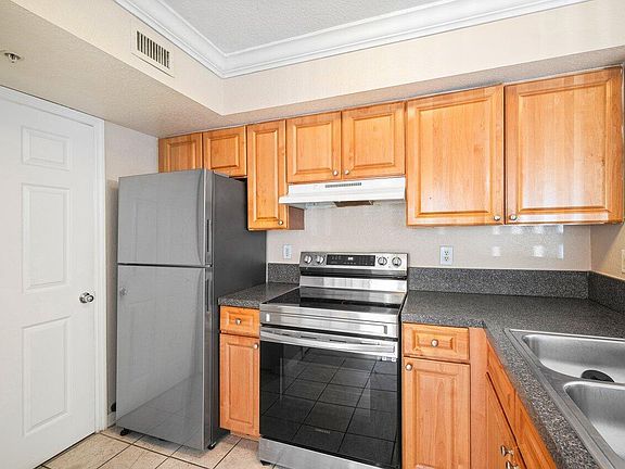 4th image of 15075 Michelangelo Boulevard #105