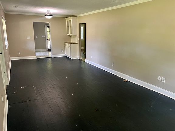 4th image of 4716 McCahill Rd