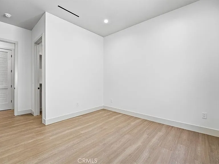 14902 Hubbard — Photo 26