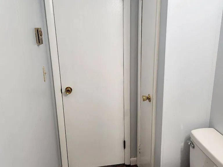 3529 University Ave #4 — Photo 5