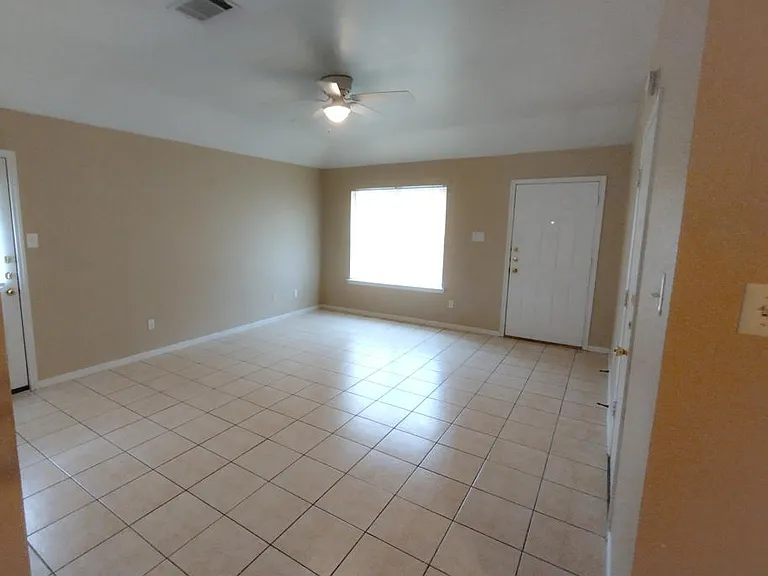 1619 Pima Trl — Photo 4