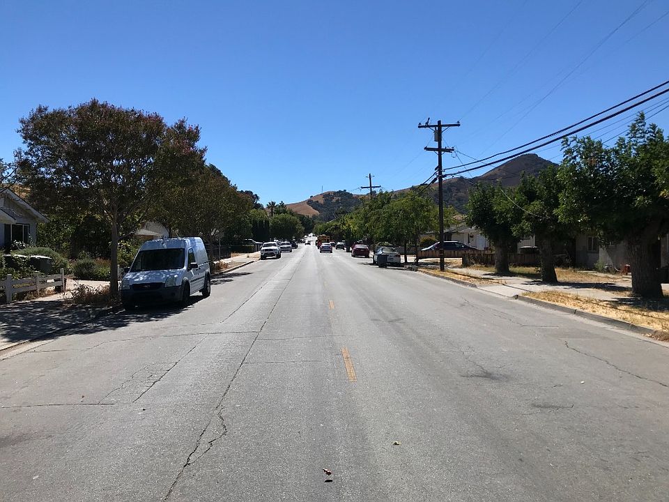 2nd image of 60 Spring Ave