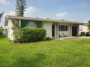 9561 NW 25th St, Sunrise, FL 33322